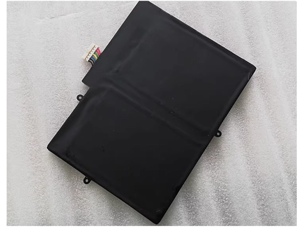 HSTNH-129C_2